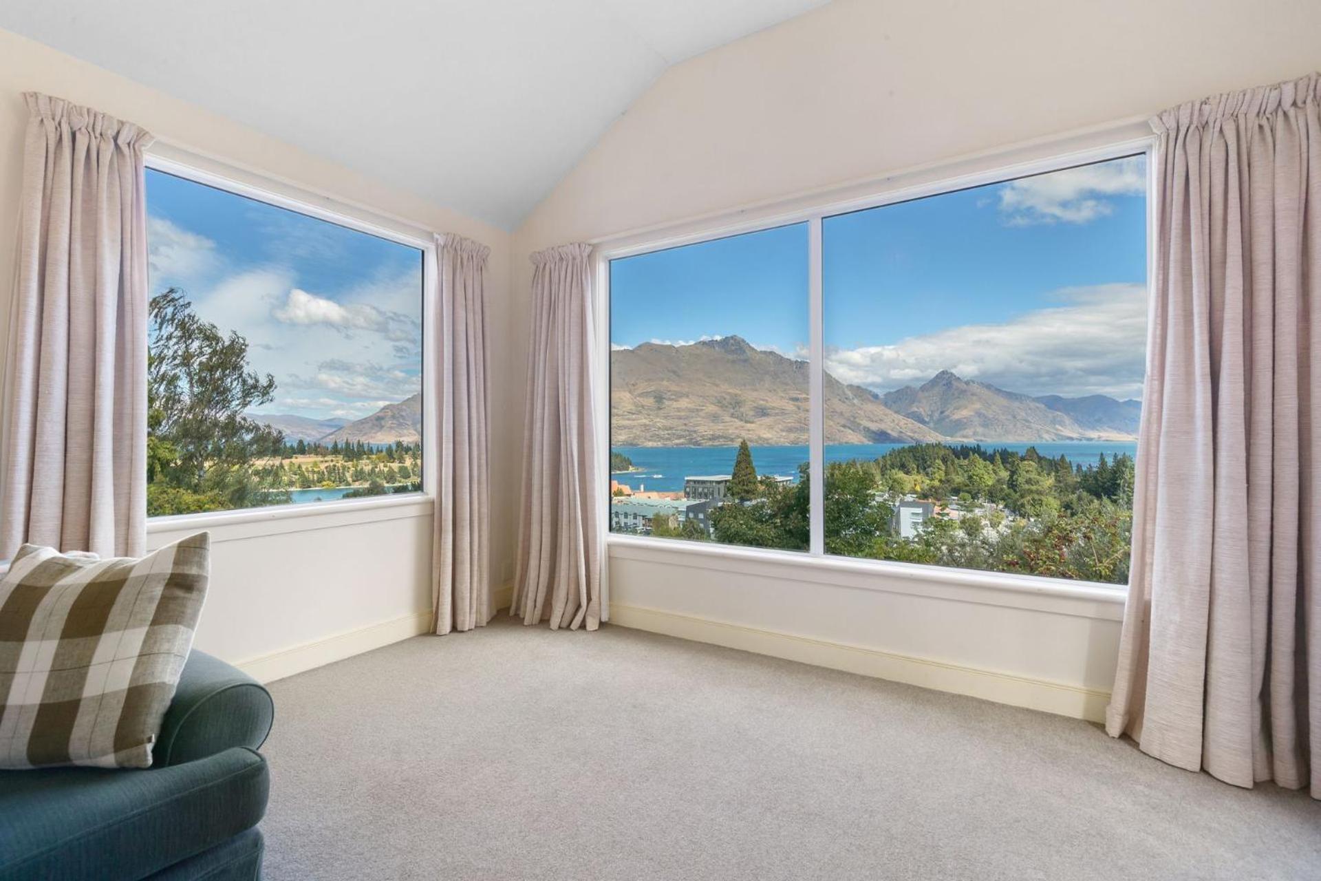 Queenstown Peaks 外观 照片